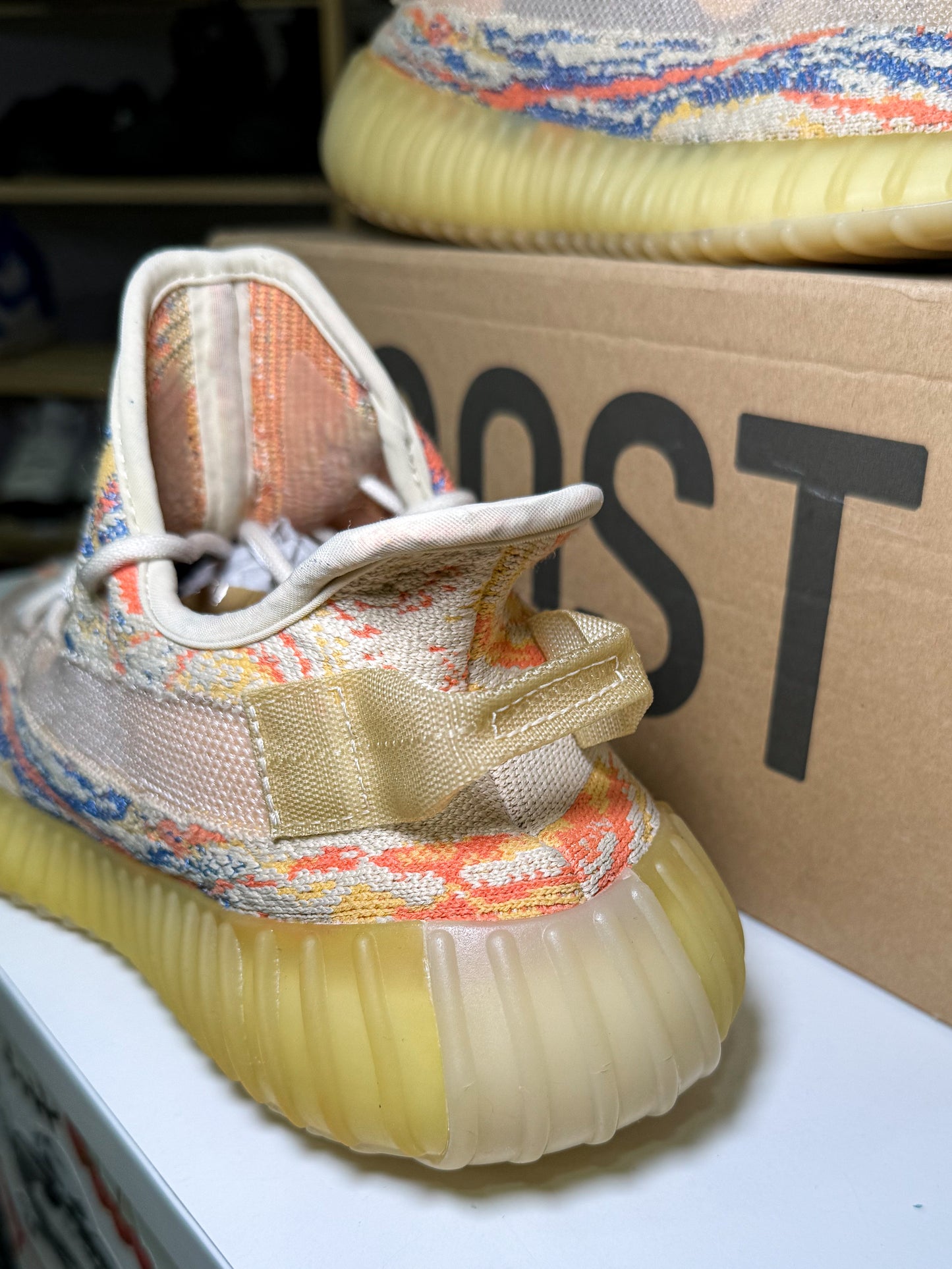 Adidas Yeezy Boost 350 v2 ‘Mx Oat’ 2021 - Recondicionado