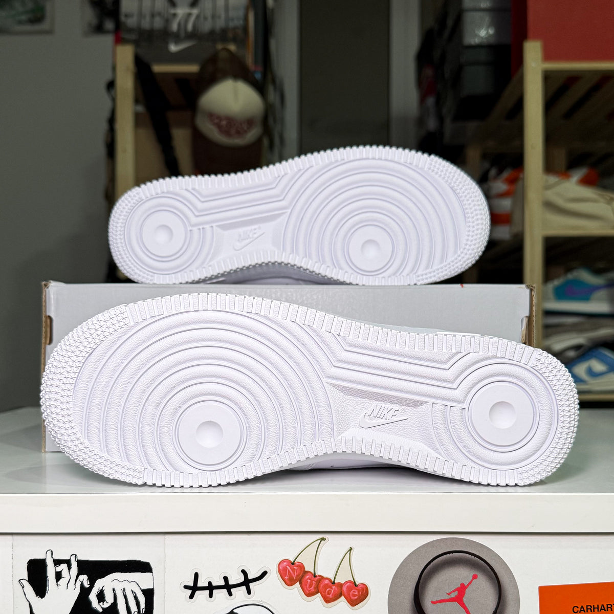 Nike Air Force 1 ‘07 ‘Triple White’ - DS