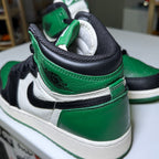 Air Jordan 1 Retro High OG ‘Pine Green’ GS 2018 - Recondicionado