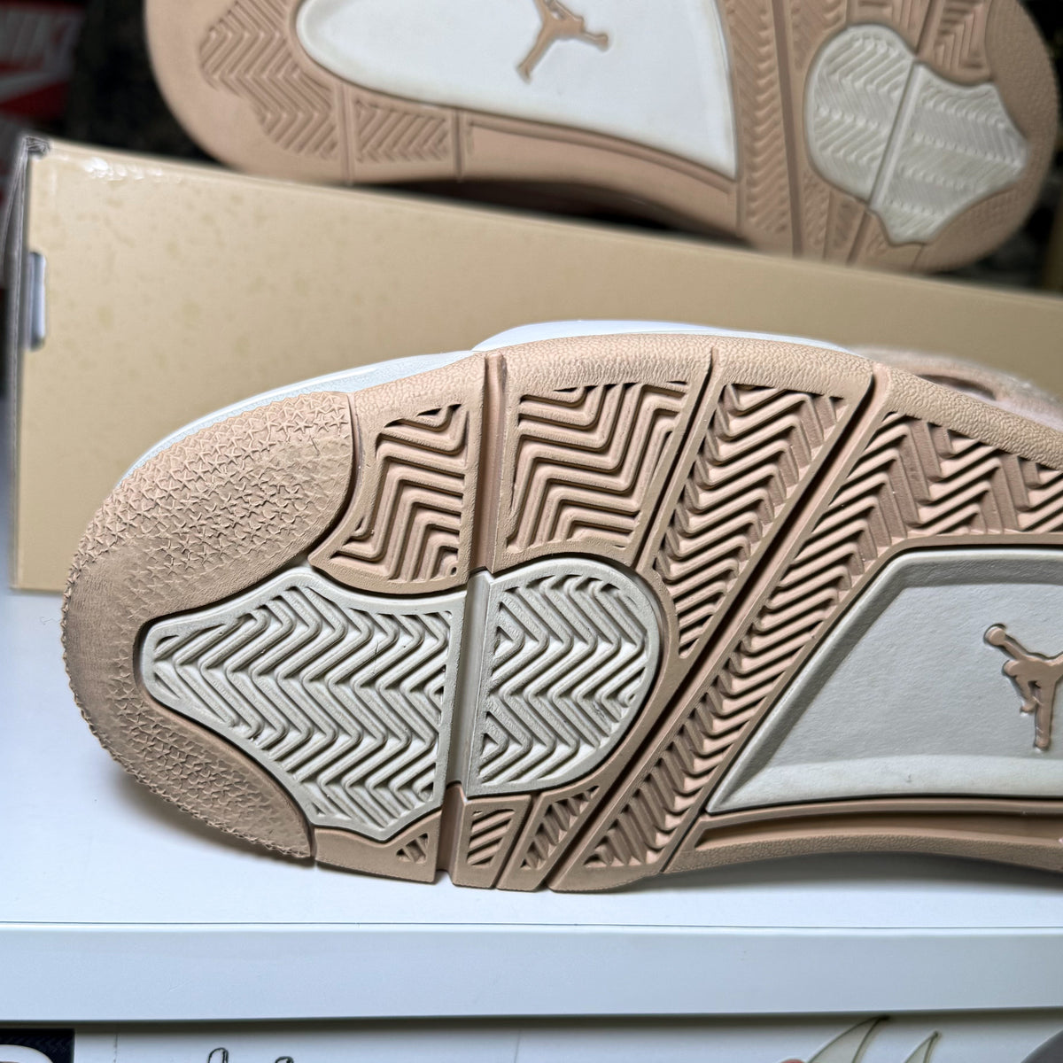 Air Jordan 4 Retro ‘Cozy Girl’ W 2025 - Recondicionado