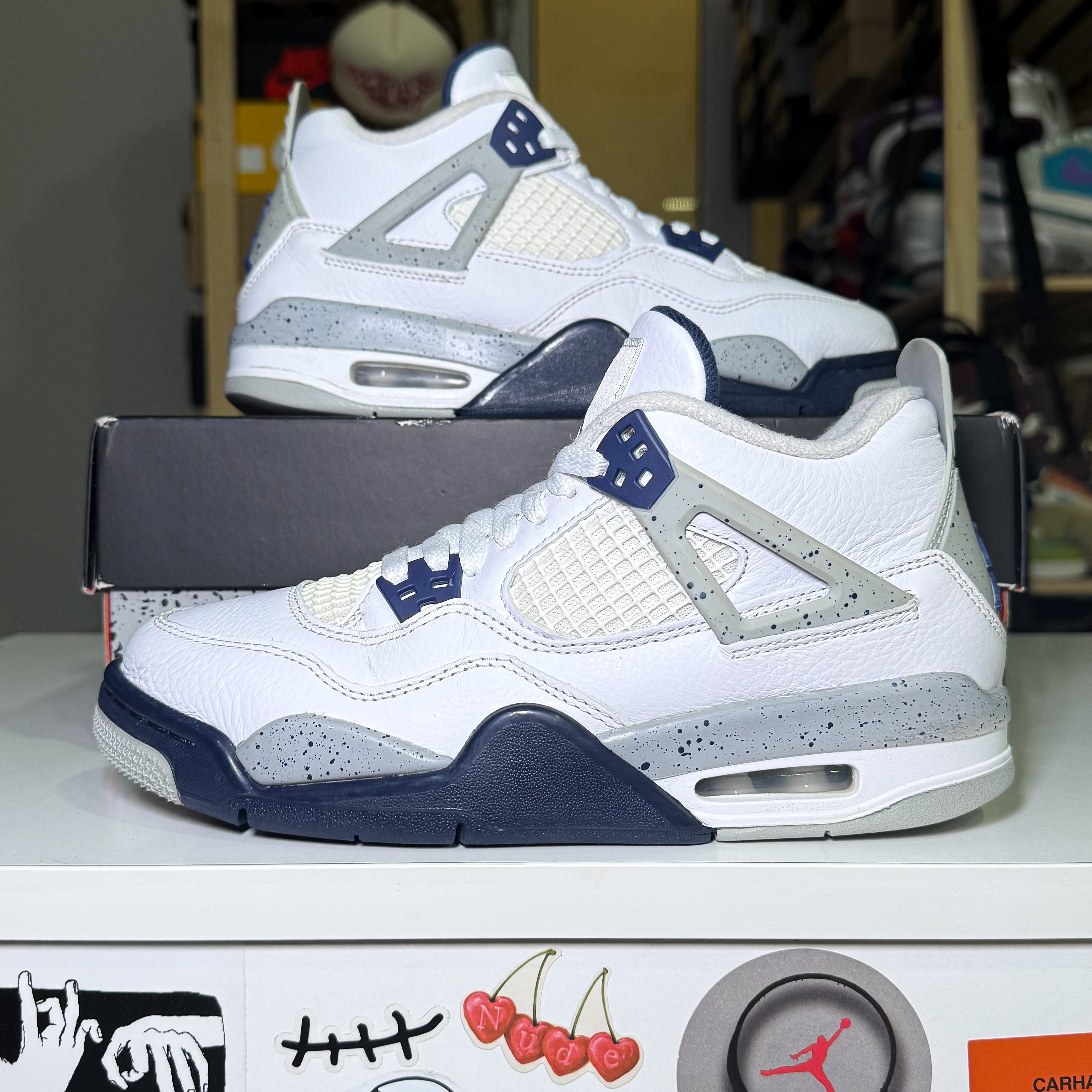 Air Jordan 4 Retro 'Midnight Navy' GS 2022 - Recondicionado