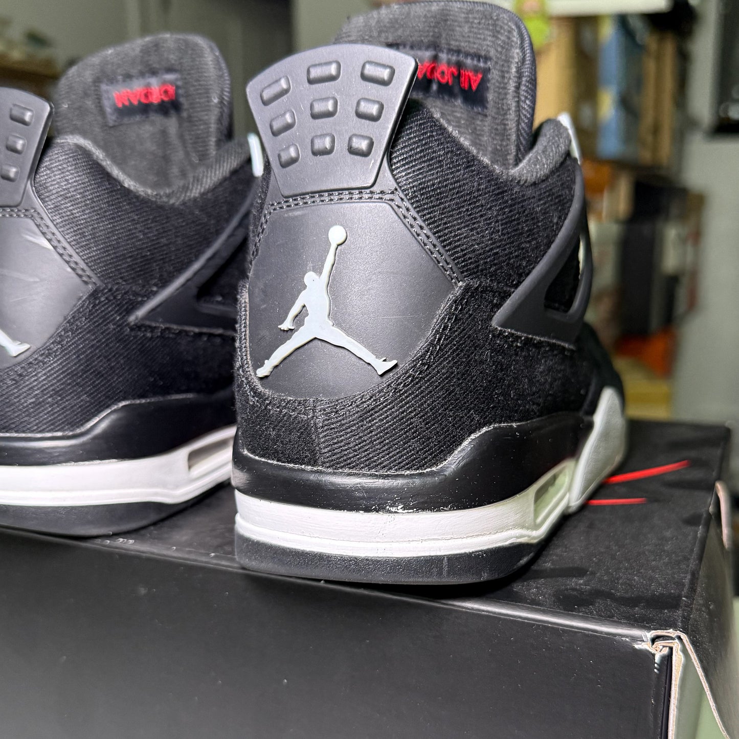 Air Jordan 4 Retro 'Black Canvas' 2022 - Recondicionado