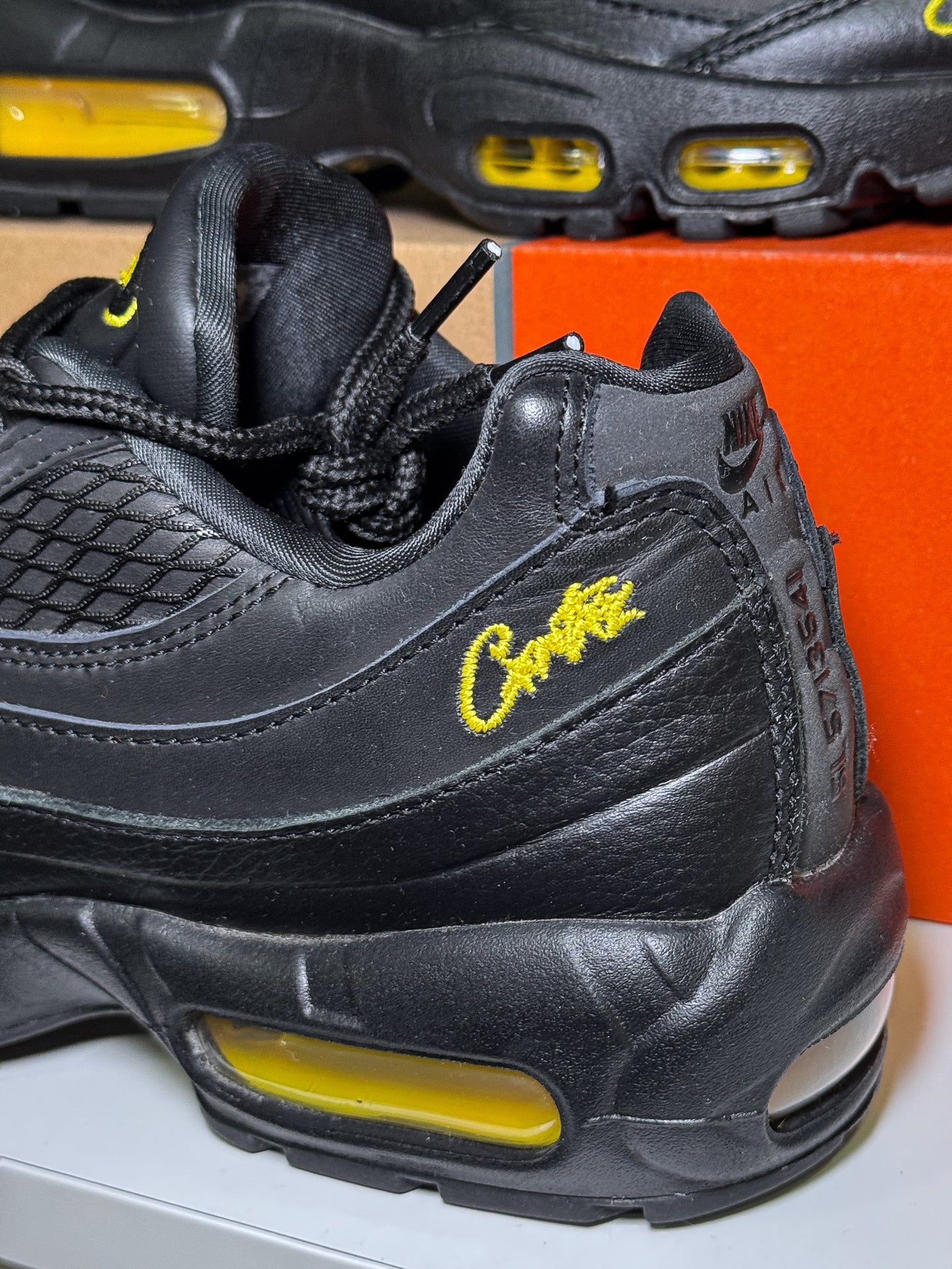 Nike Air Max 95 SP x Corteiz ‘Honey Black’ 2025 - Recondicionado