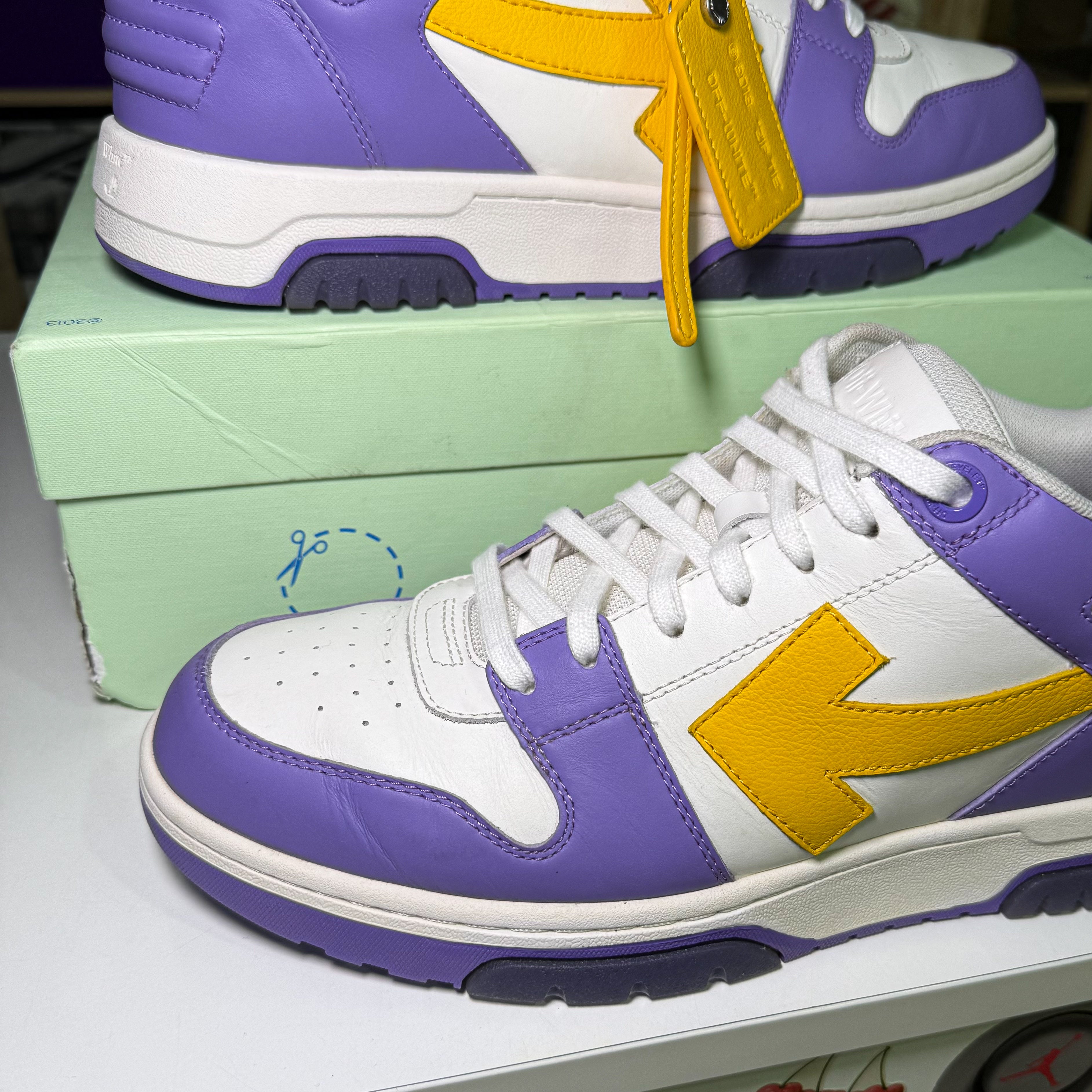 Off White Out of Office Low ‘Purple Yelllow’ 2023 - Recondicionado