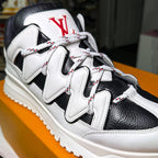 Louis Vuitton Zig Zag Leather Low Trainer Black White - Recondicionado