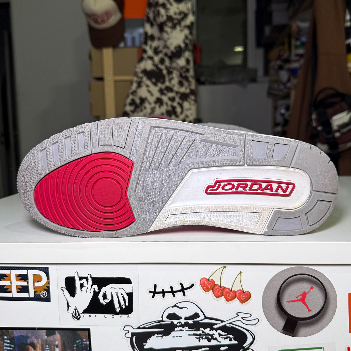 Air Jordan 3 Retro ‘Cardinal Red’ 2022 - Recondicionado