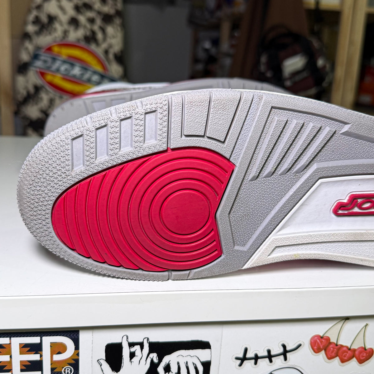 Air Jordan 3 Retro ‘Cardinal Red’ 2022 - Recondicionado